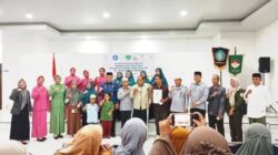 BAZNAS Maros Salurkan ZIS Lewat Program “Ramadhan Bahagia”, Dhuafa dan Difabel Terima Bantuan