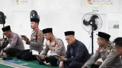 Kapolres Maros Kumpulkan Personel di Masjid Agung, Ini Pesan yang Disampaikan !