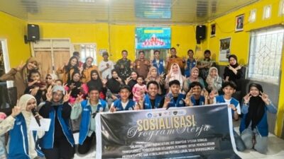 Tim Pelaksana Mahakarya UKM Start-Up Unhas Gelar Sosialisasi Program SALARANG di Desa Borimasunggu