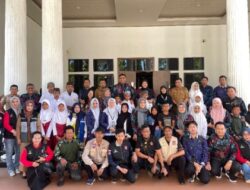 Diantar Langsung Bupati, 20 Siswa Maros Mulai Perjalanan Menuju Sekolah Rakyat